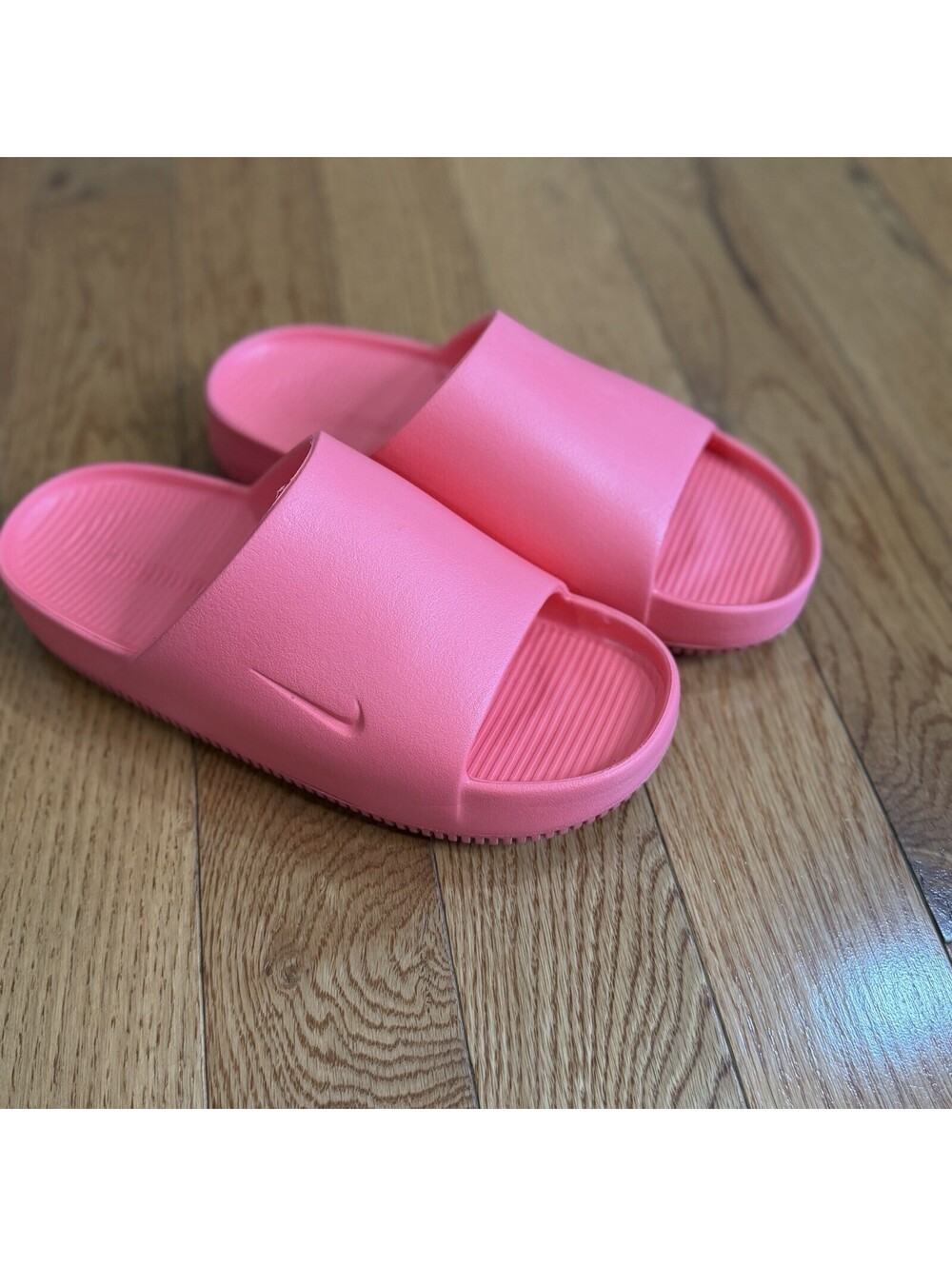 Size M8 / W9.   Nike Calm SE Women's Slides Hyper Pink/Hyper Pink Unisex